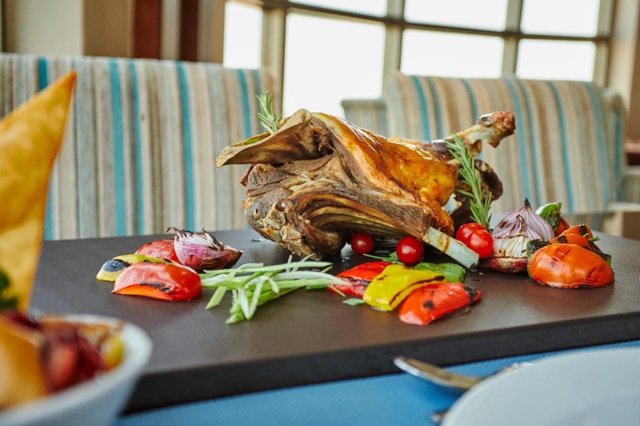 Crowne Plaza Riyadh Al Waha By Ihg מראה חיצוני תמונה