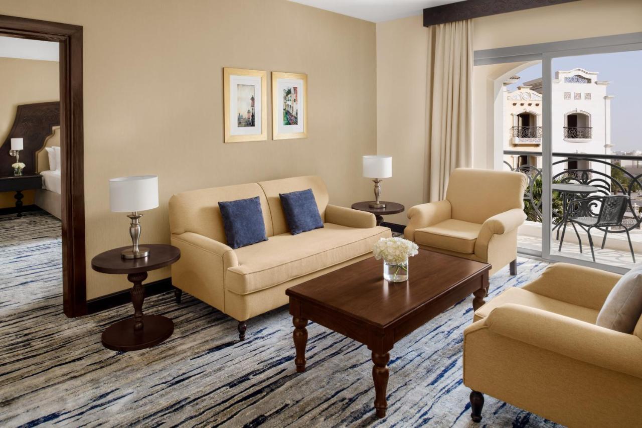 Crowne Plaza Riyadh Al Waha By Ihg מראה חיצוני תמונה